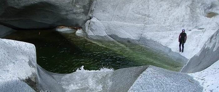 Halbtagestour Canyoning im Tessin - Boggera