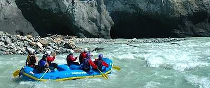 River Rafting Vorderrhein - Halbtagestour