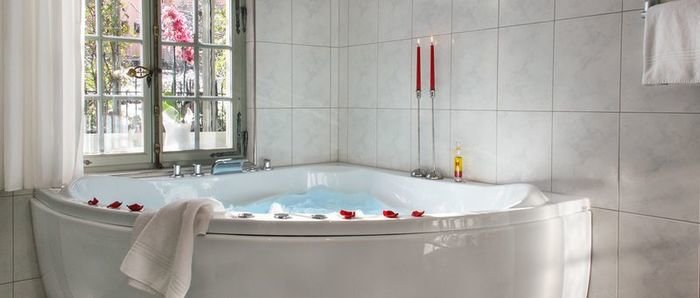 Bad Romantik Suite mit Whirlpool